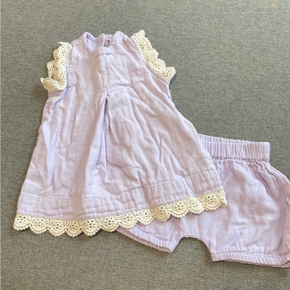 Kate Quinn Outfit